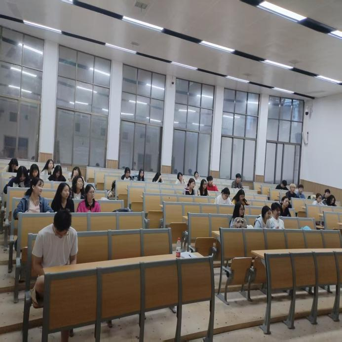 Vào các trường học nghèo - Sự kiện từ thiện Ybliouke