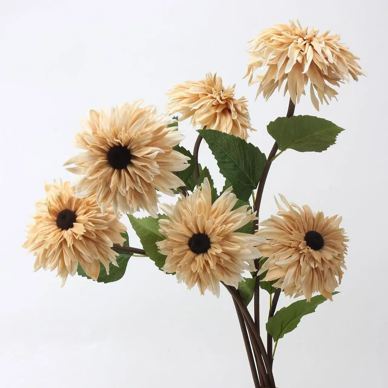 The application of outdoor hanging silk flower baskets